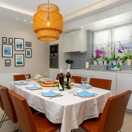 Villa Oleander - Malinska By Guide *