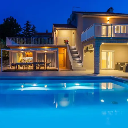 Oleander - Malinska By Guide Villa